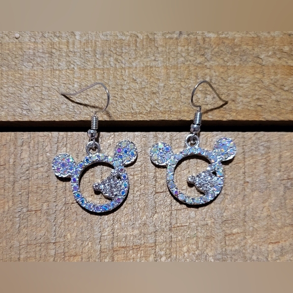 boutique Jewelry - 💟 Rhinestone Minnie Earrings
